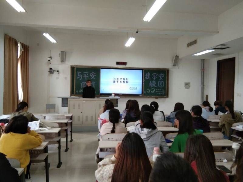 F0B9BDB1DF362575958425DC2EF149F5.jpg F0B9BDB1DF362575958425DC2EF149F5.jpg